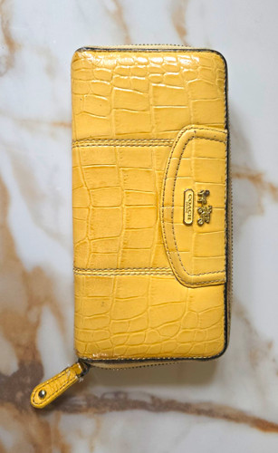 Coach yellow crocodile - coach,