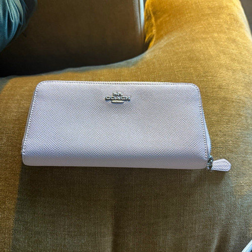 Coach pink leather zip - coach,