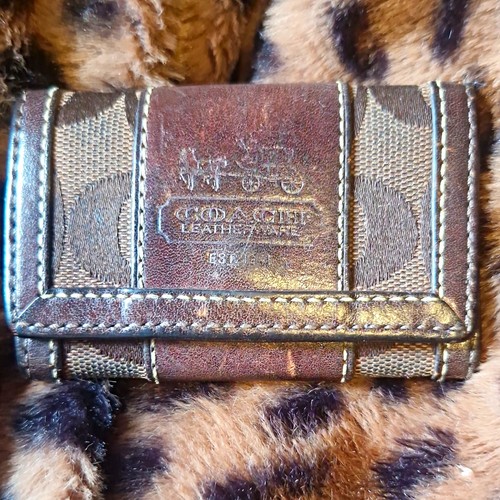 Coach brown beige logo - &,