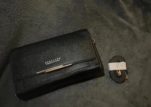 Endaycon black faux - black,